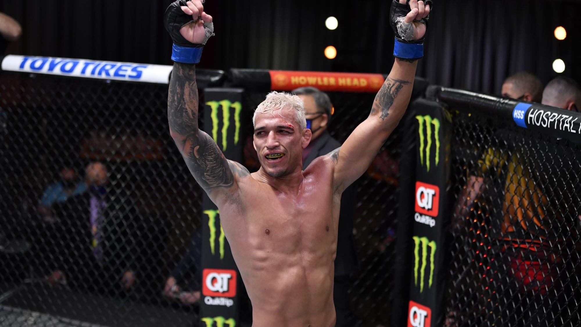 Charles Oliveira Charles Oliveira da Silva (born October 17, 1989) is a Brazilian professional mixed martial artist. He currently competes in the Lightweight division ...
